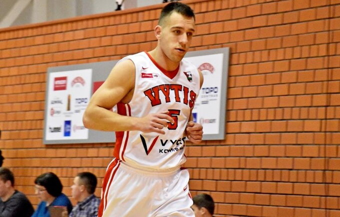 E.Stanionis liko be darbo