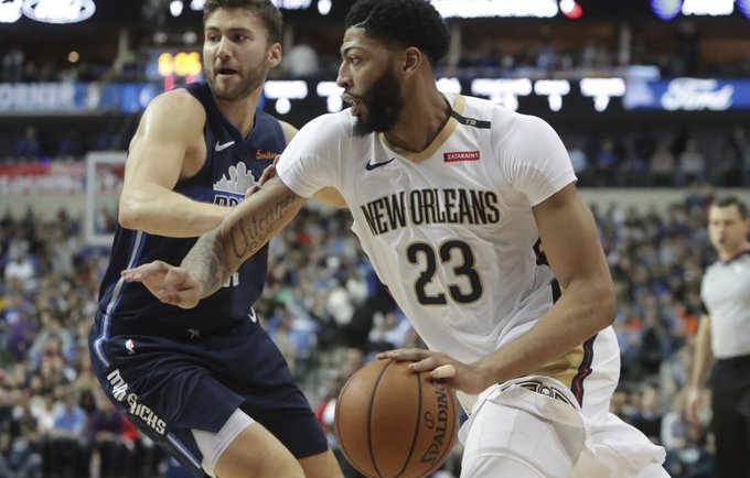 A.Daviso mainai – žvaigždės solidarumas klubui, favoritai įsigyti MVP kandidatą ir niūri „Pelicans“ dalia