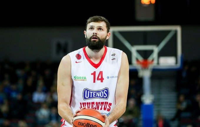 V.Čepukaitis negalės žaisti dar dvi savaites (Fotodiena.lt)