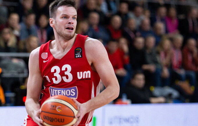 T.Dimša iš toli atakuoja tik 27,2 proc. tikslumu (BNS nuotr.)