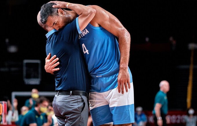 L.Scola sužaidė paskutines rungtynes rinktinėje (FIBA nuotr.)