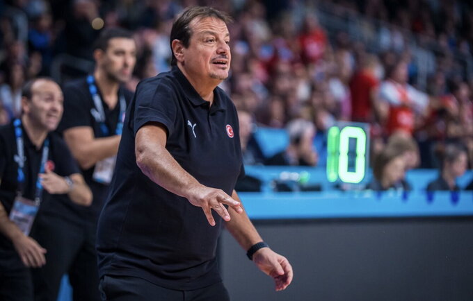 E.Atamanas kausis dėl titulo (FIBA nuotr.)
