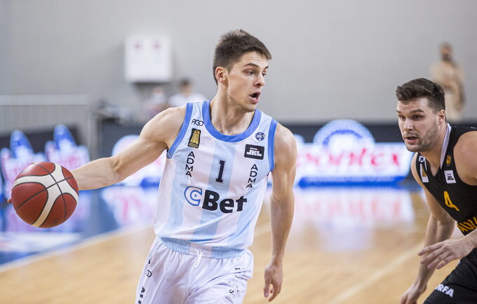 J.Ramanauskui vėlyva branda nesutrukdė jau 21-erių žaisti LKL (LKL nuotr.)