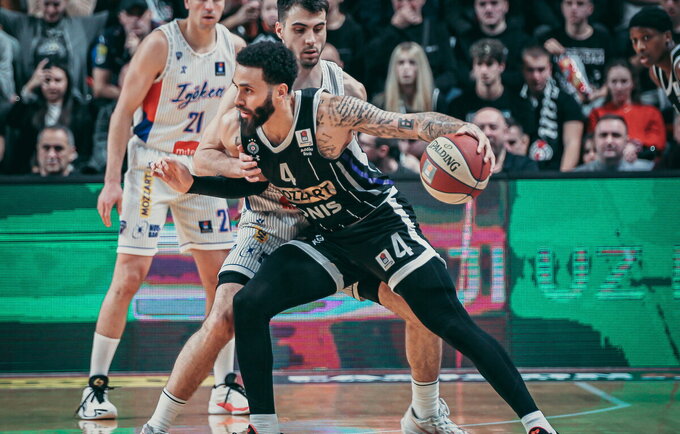 D.Washingtonas spindėjo šiame mače