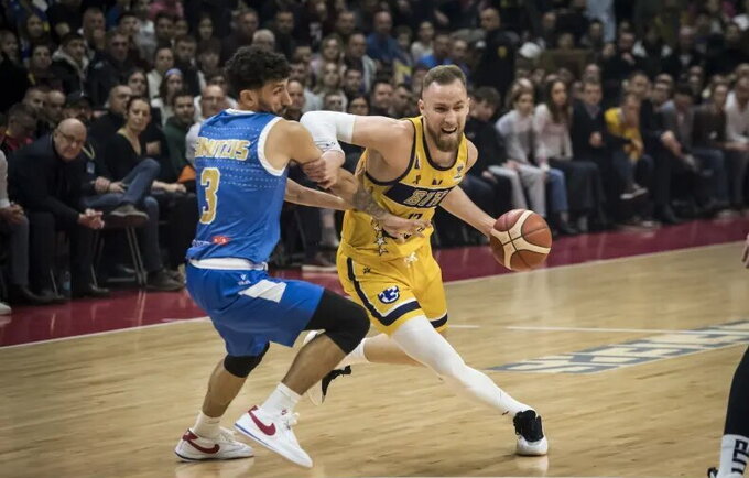Dž.Musa buvo sunkiai sulaikomas (FIBA nuotr.)