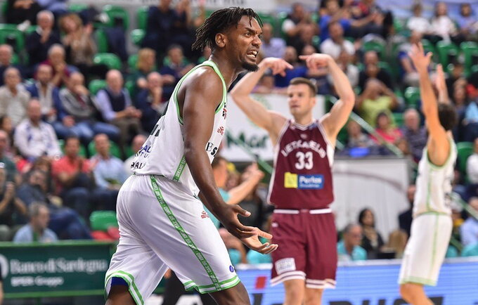 D.Pierre'as buvo susitikęs ir su „Lietkabeliu“ (FIBA nuotr.)
