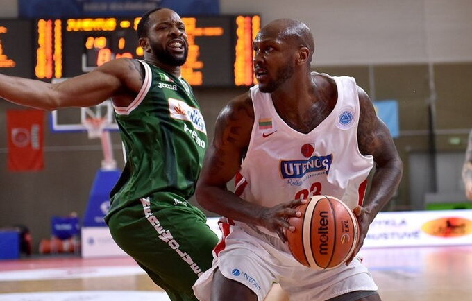 L.Dendy palieka Uteną (FIBA Europe nuotr.)