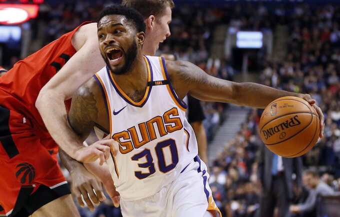 T.Danielsas žais kartu su dviem NBA superžvaigždėmis (Scanpix nuotr.)