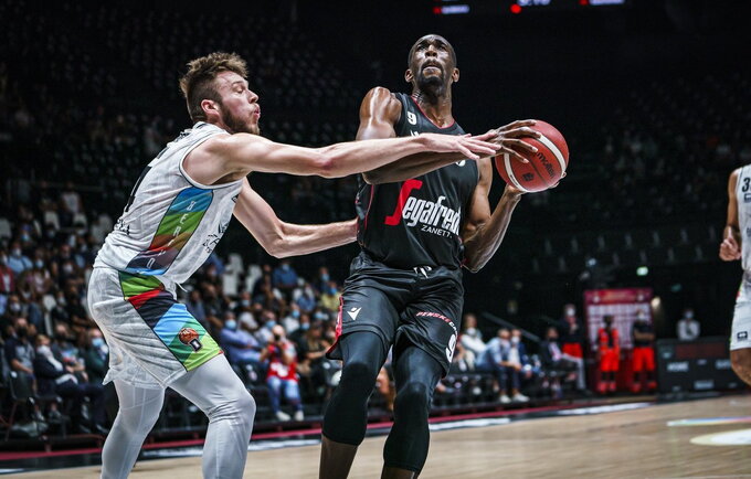 E.Udoh nežais apie pusmetį