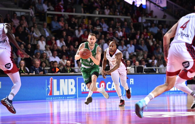 K.Hornsby kelsis į sostinės klubą