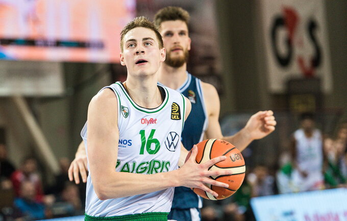 K.Lukošiūnas per minutę atsakė į 8 klausimus (Nuotr. „Žalgiris“)