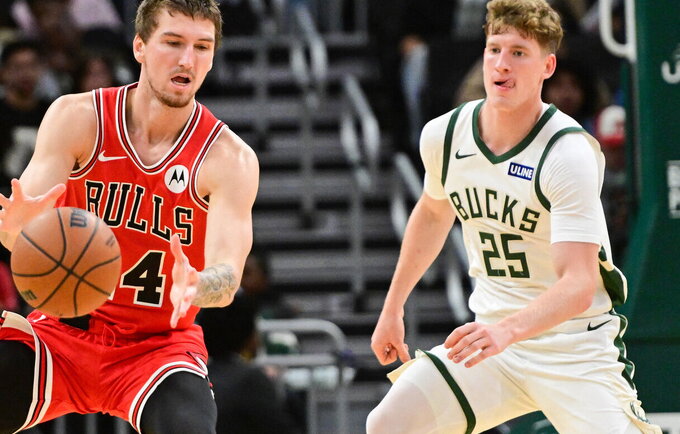 NBA lietuviai surengė rezultatyvią akistatą (Scanpix nuotr.)