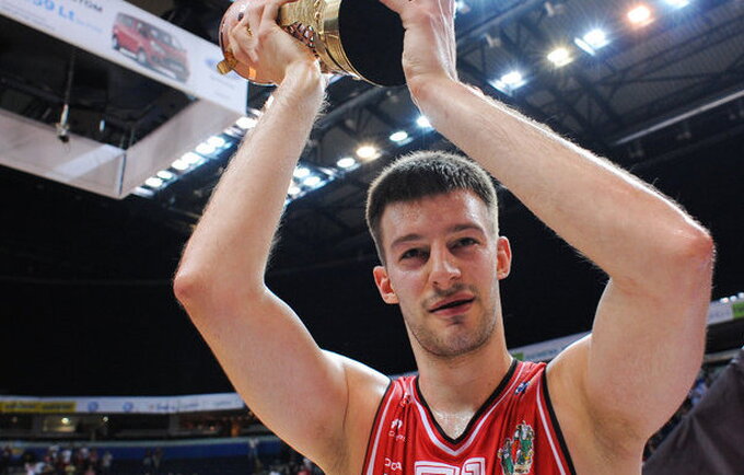 Jelovacas Tomas Lukšys, Fotodiena.lt