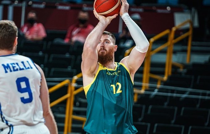 A.Baynesas patyrė rimtą kaklo traumą (FIBA nuotr.)