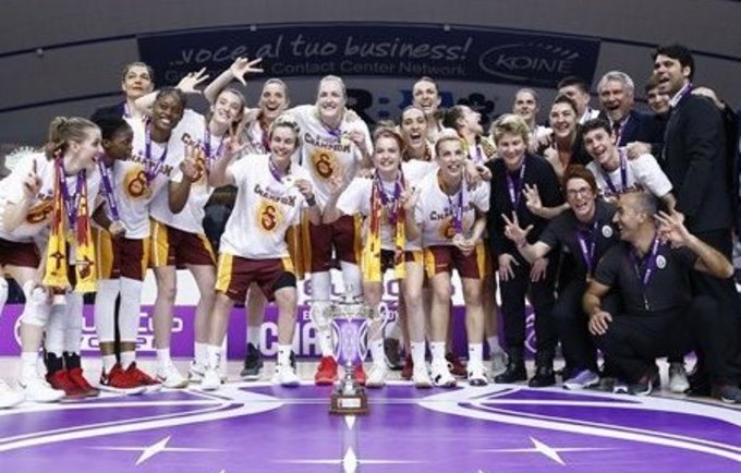„Galatasaray“ su G.Petronyte triumfuoja Europos taurėje (FIBA Europe nuotr.)