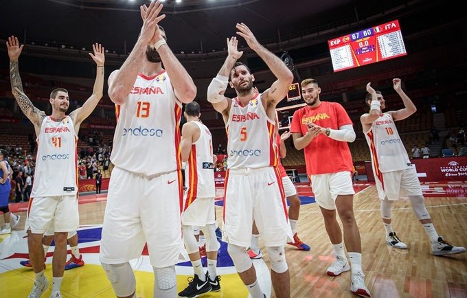 Ispanai lemiamu metu žaidė užtikrintai (FIBA nuotr.)