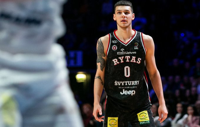 D.Sirvydis keliasi į Jeruzalę (BNS nuotr.)
