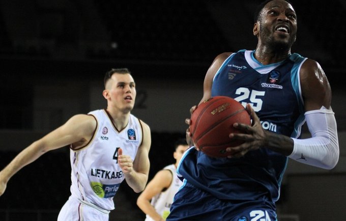 J.Johnsonas metė net 22 dvitaškius (Euroleague.net)