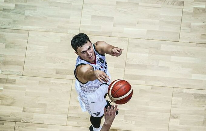 F.Cruzas rusams buvo sunkiai sustabdomas (FIBA nuotr.)