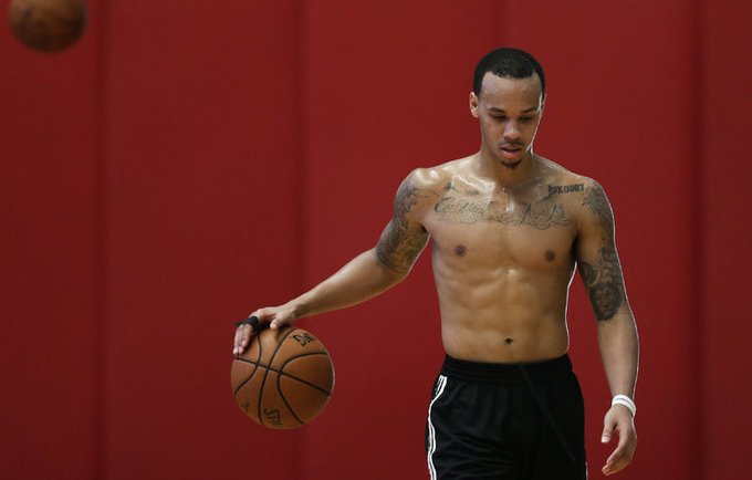 Shabazzas Napieras atstovaus šaliai (Scanpix nuotr.)