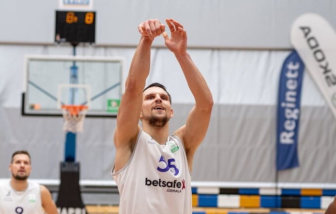 D.Krestininas pelnė 13 taškų