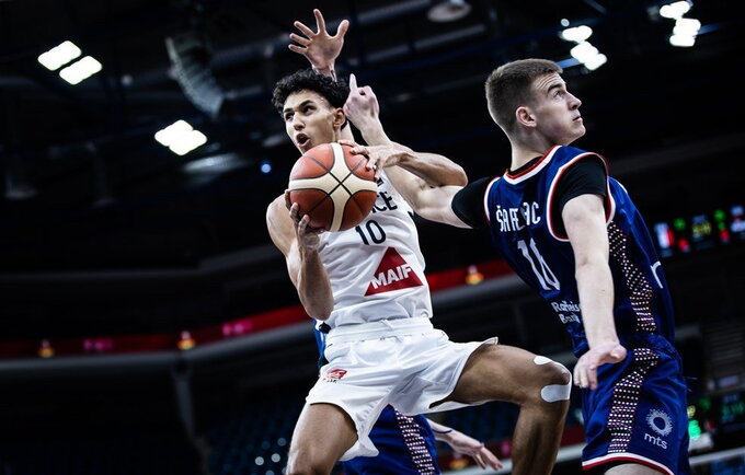 Z.Risacheras prisidėjo prie serbų triuškinimo (FIBA nuotr.)