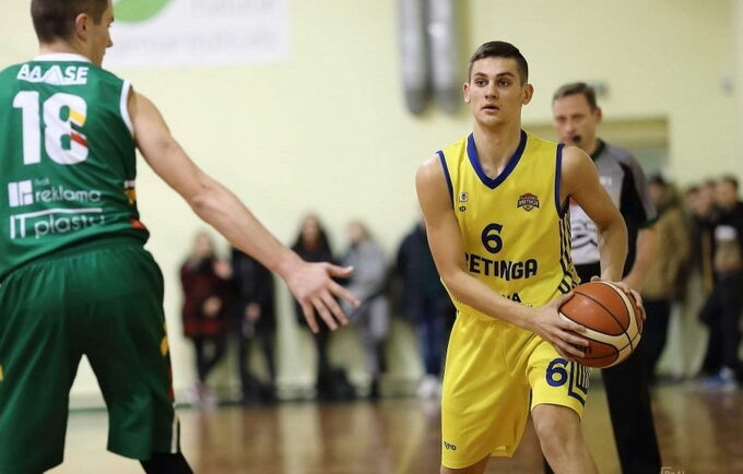 Edgaras Danys lieka Kretingoje
