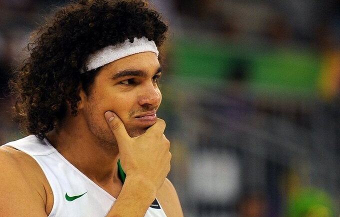 A.Varejao gavo įspėjimą už aktorinių sugebėjimų demonstravimą (Scanpix nuotr.)