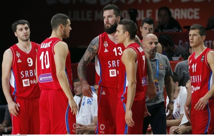 Serbija tikisi atranką žaisti namuose (AFP-Scanpix nuotr.)