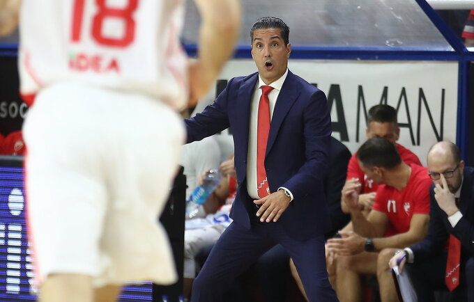 Paaiškėjo I.Sfairopoulos atlyginimas
