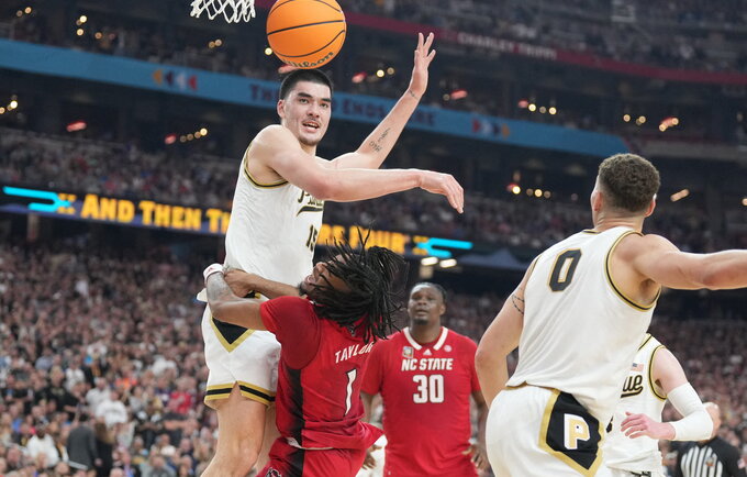 Z.Edey į NBA žengs su aiškiomis užduotimis (Scanpix nuotr.)