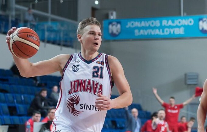 M.Linkevičius džiaugiasi sąlygomis Jonavoje (Dainius Lukšta, NKL)