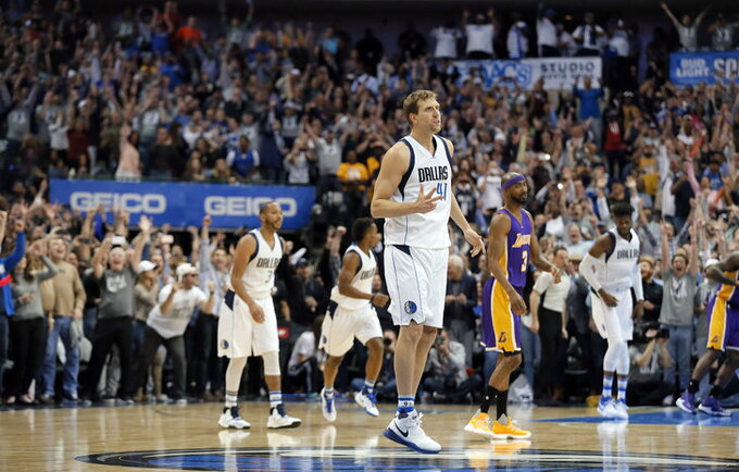 D.Nowitzki įsitvirtino tarp tikrų krepšinio legendų (Scanpix nuotr.)