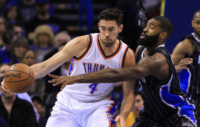 Nickas Collisonas taip ir nepaliko Oklahomos (Scanpix nuotr.)