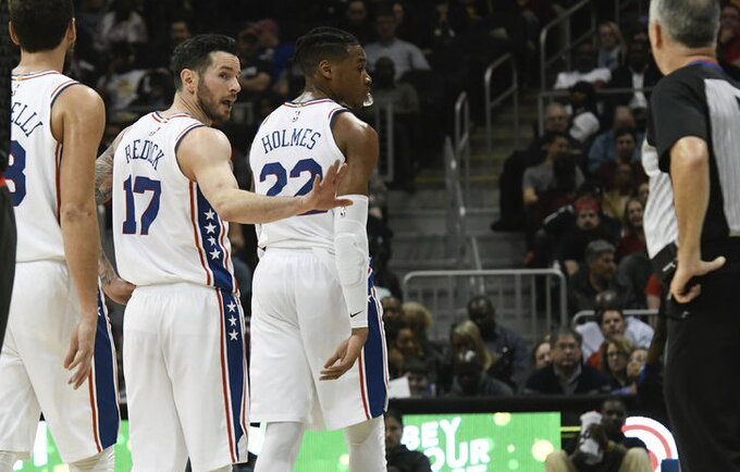 „76ers“ atkrintamųjų pirmajame etape kovos prieš „Heat“ (Scanpix nuotr.)