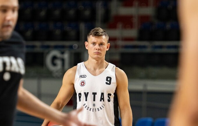 E.Fridrikssonas pluša „Ryto“ treniruotėse (Klubo nuotr.)