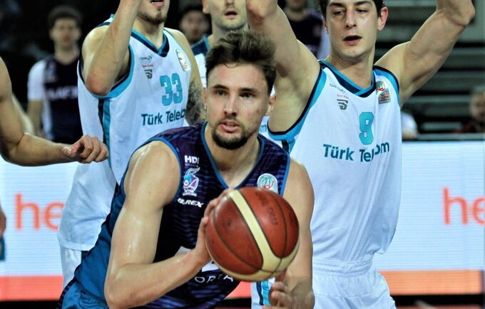 E.Kairys surinko 25 naudingumo balus