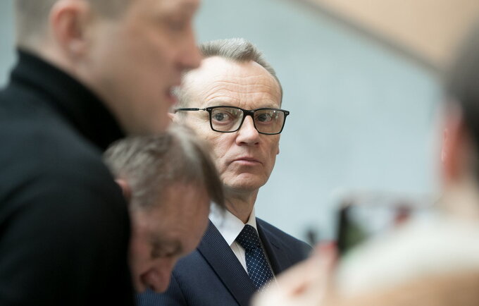 R.Brazauskas pasakojo apie senus laikus (BNS nuotr.)
