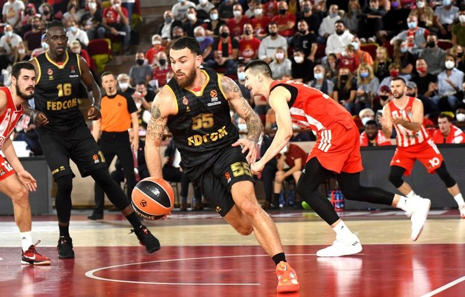 M.Jamesas turėjo priekaištų teisėjams (Euroleague.net)