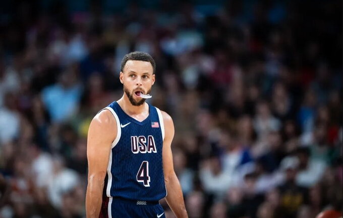 Komandos apsistos viešbučiuose (FIBA nuotr.)