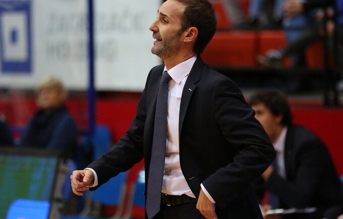 S.Alonso neteko darbo