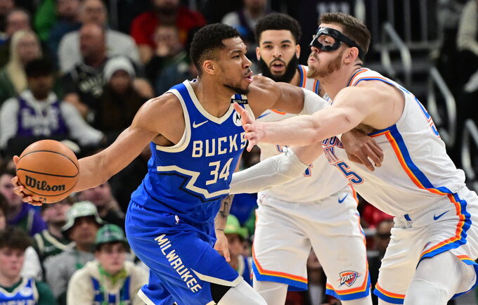 G.Antetokounmpo ir I.Hartensteinas rinko solidžius skaičius (Scanpix nuotr.)