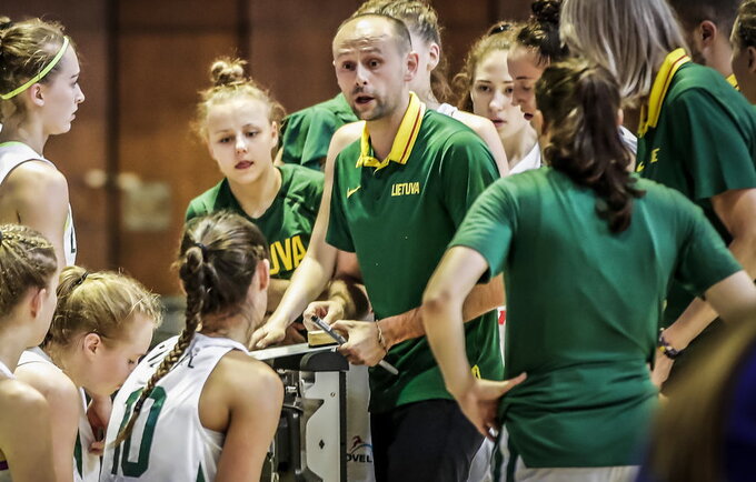 V.Pliauga gavo 10 balsų (FIBA nuotr.)