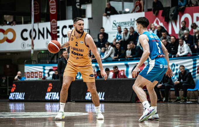 M.Varnas pelnė 15 taškų