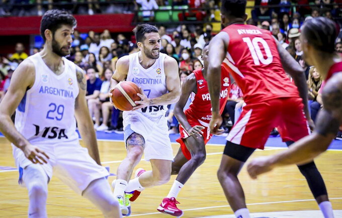 F.Campazzo gali grįžti į Eurolygą (FIBA nuotr.)