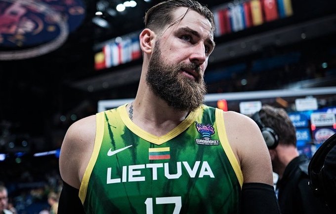 J.Valančiūnas karjeros pamatus klojo Utenoje (FIBA Europe nuotr.)
