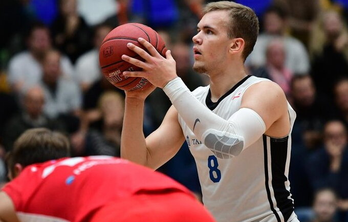 A.Velička vėl siautė