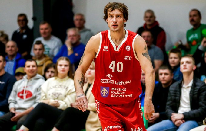 S.Jasaitis buvo komandos vedlys (Foto: Matas Baranauskas)