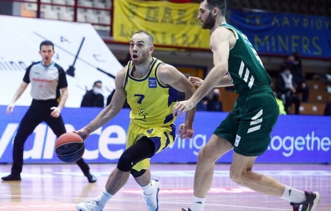 Vassilis Mouratos yra PAO akiratyje