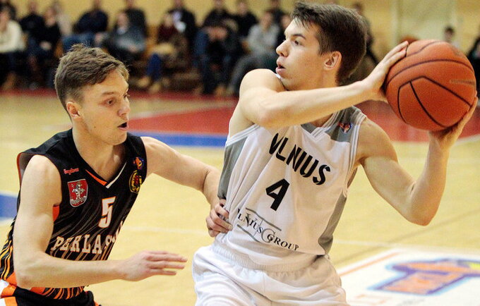 A.Šuliauskas aikštėje neužsibuvo  (Foto: Augustas Didžgalvis)